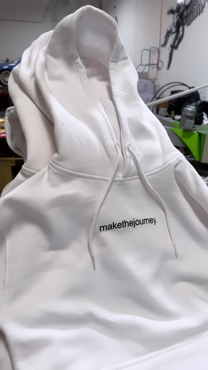 Fresh hoodies for @meccamidcity420 🔥 . . . . #screenprinting #screenprint #customhoodies #customapparel #printshop #printdesi...
